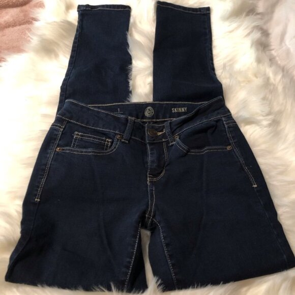 Clear Out‼️ Dark Denim Skinny Jeans Contrast Stitching - Picture 1 of 3